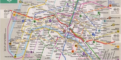 Paříž železniční trať mapě